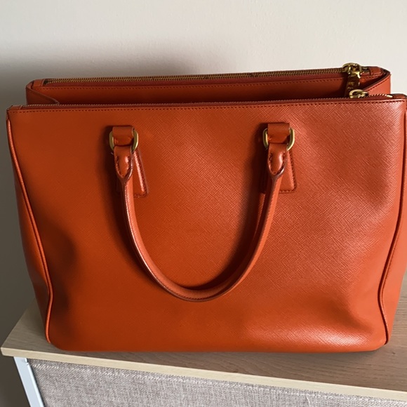 PRADA
Saffiano Large Galleria Double Zip Tote in Papaya/Orange - Picture 6 of 12